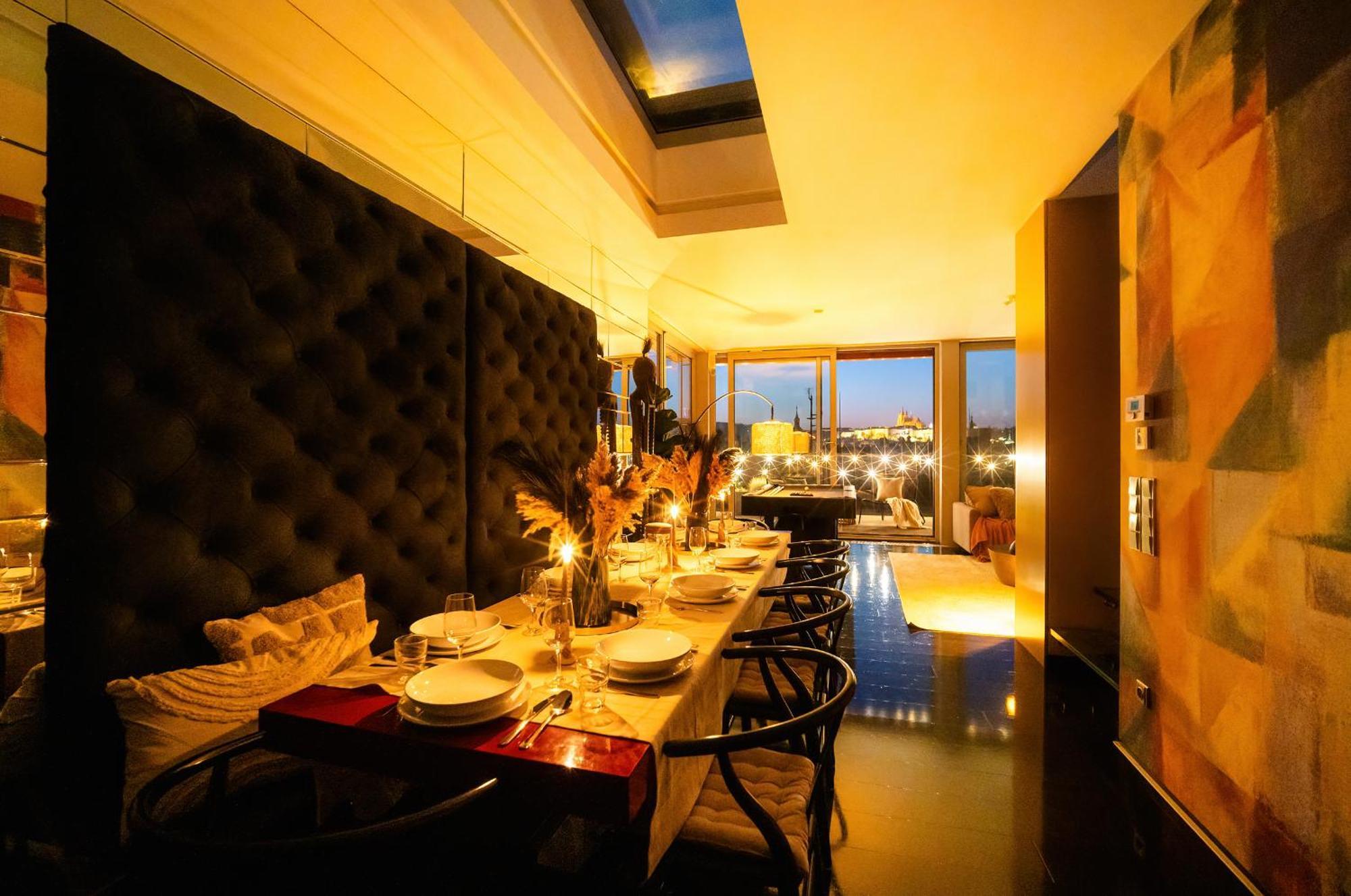Billionaires Boutique Residence & Premium Suites, Old Town Praha Bagian luar foto